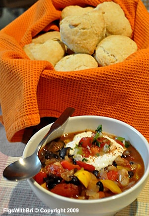 Black & White Vegetarian Chili Beans with Biscuits