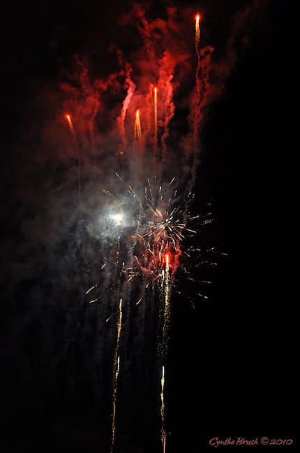 2010 Marin County Fair ~ Red streamer fireworks