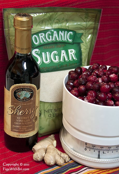 4 ingredients for simple cranberry ginger relish