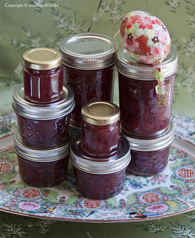 strawberry white peach preserves in assorted jar sizes